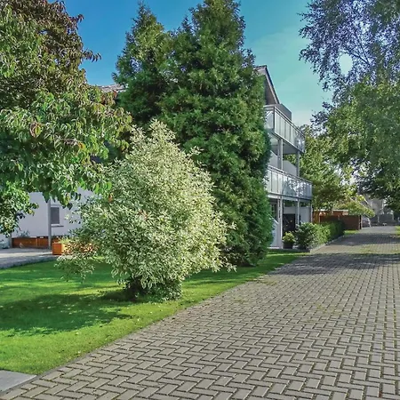 Nice Apartment In Warwerort With Wifi Apartamento Warwerort