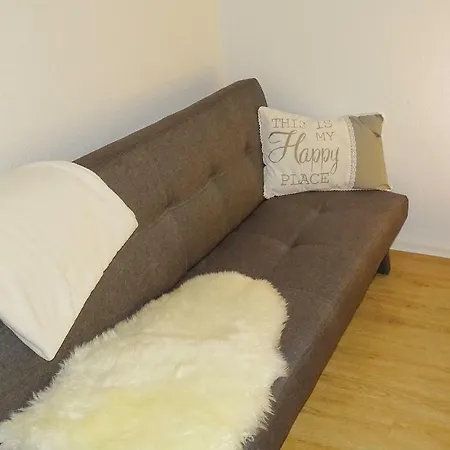 Amazing In Warwerort Apartament